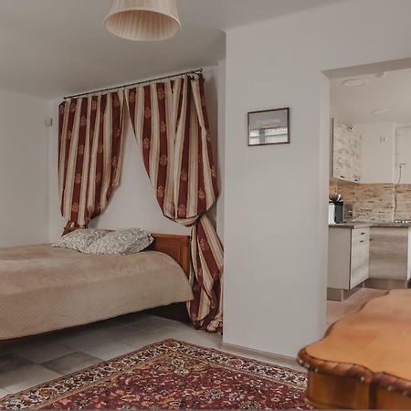 شقة Ugnies Kaukes Apartament Kestucio Gatve 17 فيلنيوس المظهر الخارجي الصورة