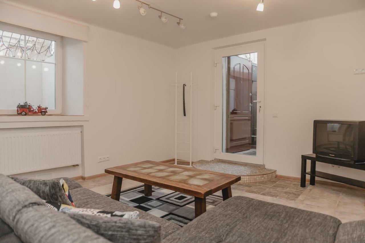شقة Ugnies Kaukes Apartament Kestucio Gatve 17 فيلنيوس المظهر الخارجي الصورة