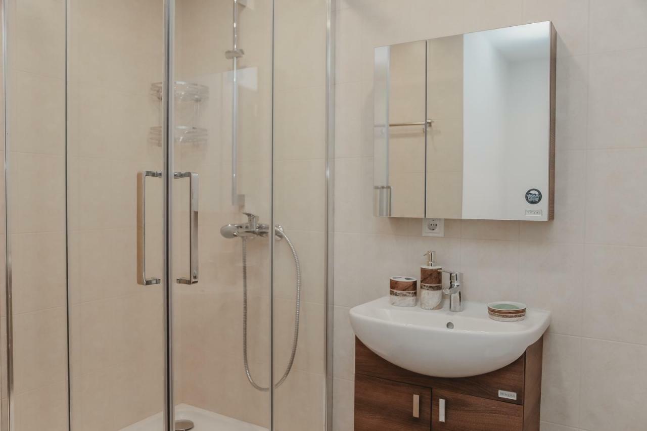 شقة Ugnies Kaukes Apartament Kestucio Gatve 17 فيلنيوس المظهر الخارجي الصورة