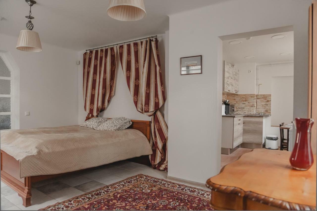 شقة Ugnies Kaukes Apartament Kestucio Gatve 17 فيلنيوس المظهر الخارجي الصورة